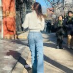 Vaani Kapoor Instagram - This is the part where I’d like to pause and soak in the moment ..to just BE..connected to small details of life where one can appreciate beauty, joy and goodness in the simplest things life offers 🤍 New York, New York