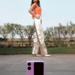 Vaani Kapoor Instagram - Hands-free selfies at any angle. That's what makes the #OPPOFindN2Flip so awesome! #SeeMoreInASnap #OhSnap #Ad