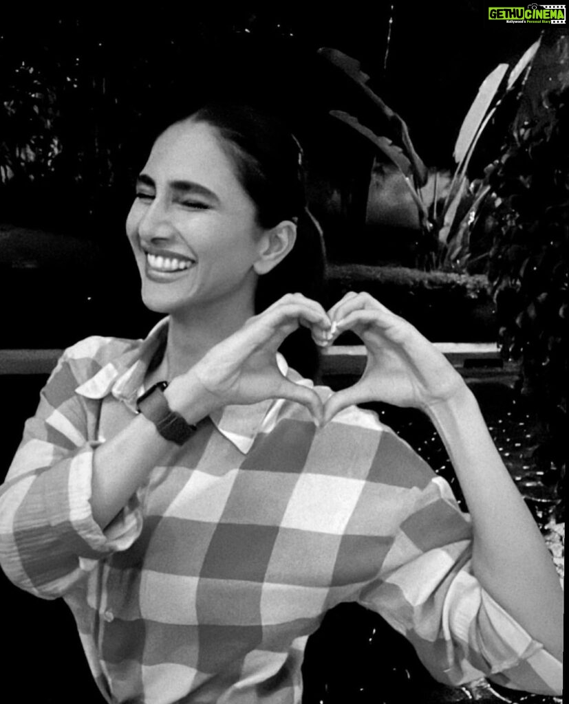 Vaani Kapoor Instagram - A million ways to be happy in life …. One for me is 🌧 ☺🤍🩵