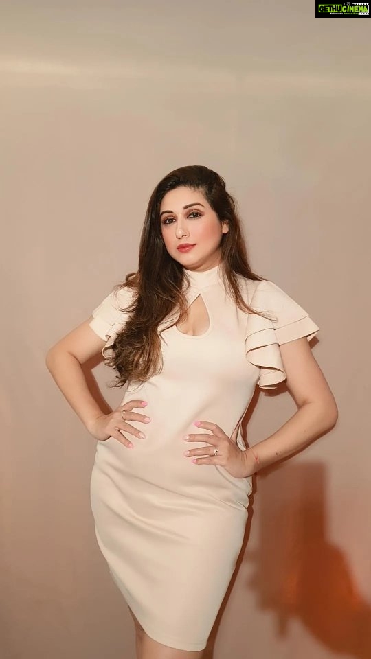 Vahbbiz Dorabjee Instagram - #mondaymotivation