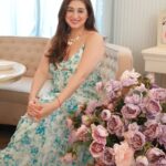 Vahbbiz Dorabjee Instagram - Radiate Joy from inside🙂❤️ #sundaymood☀️ Blabber