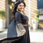 Vaibhavi Shandilya Instagram - Your hair is softer than silk, light in your eyes is brighter than the sun and your skin is more delicate than satin. Actress - @vaibhavishandilya Photography - @vivid_snaps_art_n_photography Edited by - @vijeth_viju55 Makeover - @ranjith_makeover Wardrobe - @samyakkclothing #fashion #portfolio #portrait #retouching #happy #sunset #nature #fly #fallow #royal #red #glamourous #black #curvy #self #sexy #hair #limelight #party #celebration #partywear #pose #solo #trending #viral #hottie #bomb #smile #glamour #beauty https://www.instagram.com/vivid_snaps_art_n_photography?r=nametag DM us For Bookings ✅ Or Contact 9686880554📱 © VIVID SNAPS 📸 Our Services 👇 ➡️ Modeling & Fashion ➡️ Wedding ➡️ Pre/Post-wedding ➡️ Candid ➡️ Baby Photoshoot ➡️ Portraits and Portfolio ➡️ Product Photography Renaissance Bengaluru Race Course Hotel