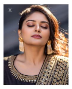 Vaibhavi Shandilya Instagram - Grace in her Heart 🖤
Fire in her Soul 🔥 

Outfit: @samyakkclothing 
Makeup: @ranjith_makeover 
Photographer: @vivid_snaps_art_n_photography 
#grace #heart #fire #soul