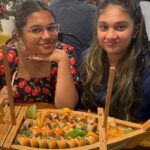 Vanitha Vijayakumar Instagram - Our #arisimootai our princess out baby has grown up to be 14 today… most loveable most kind most humble and most honest child .. my best friend and definitely my mom in Hyderabad… she is so talented and going to be so successful one day… need your blessings.. happy birthday papa my lil one forever my baby.. wish u everything u dream for … DREAM BIG .. ❤️🎂👍 @jaynitha_rajann