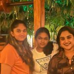 Vanitha Vijayakumar Instagram - I have this amazing beautiful strong understanding kind and lovable grown up girls as my anchors… im never going down in life… smooth sailing for me… 🙏👍❤️ Fort Kochi