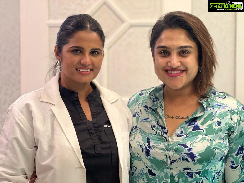 Vanitha Vijayakumar Instagram - Feeling refreshed and so confident after an amazing party peel and tightening treatment @draesthetixclinic by the amazing @dr.hemamaliniofficial thanks for the glow❤️ Khader Nawaz Khan Road