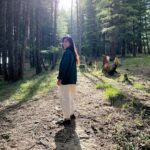 Veebha Anand Instagram - Chalo wapas!!😂🦋⛰️🤸‍♀️
