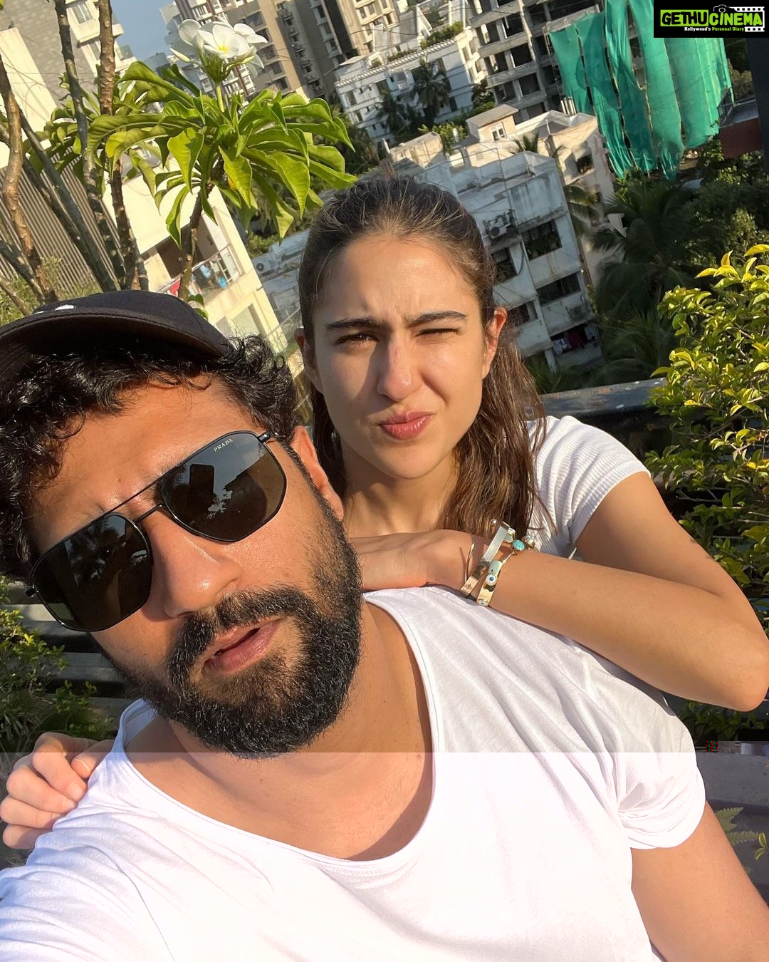 Vicky Kaushal - 2.1 Million Likes - Kal milte hai āš¼ā°