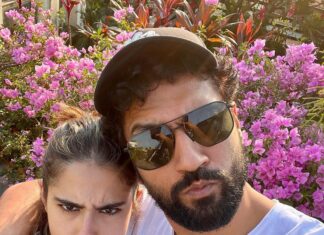 Vicky Kaushal Instagram - Kal milte hai ✌🏼⏰