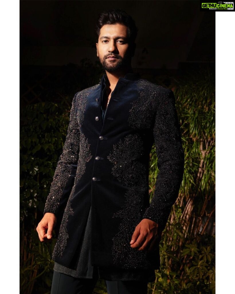 Vicky Kaushal Instagram - Fabulous night at @nmacc.india !!! ✨ Many congratulations and hats off to Nita Ambani ji for her vision and passion for arts that’s lead us to having a world class cultural centre in our own country.