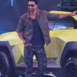 Vicky Kaushal Instagram - High on josh, style and much more with the Mahindra BE.RALL-E. It was truly electrifying to be at the #MahindraEVFashionFestival unveiling the magnificent beauty. #GrandHomecoming #Bornelectric @mahindra_born_electric @mahindra_auto #ad