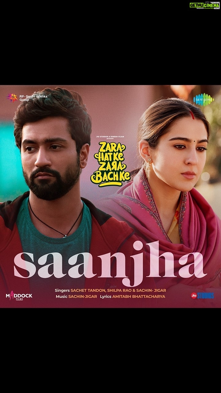 Vicky Kaushal Instagram - NEW SONG OUT. The lyrics and melody of #Saanjha make us feel ππ₯° π Song is out now on Saregama Music YouTube Channel. π΅ Listen Now! 2 days to go for this kahani! #ZaraHatkeZaraBachke in theatres this Friday, 2nd June, 2023. @saraalikhan95 @laxman.utekar #DineshVijan #JyotiDeshpande @sachinjigar @soulfulsachin @jigarsaraiya @sachettandonofficial @shilparao @amitabhbhattacharyaofficial @vijayganguly @maddockfilms @officialjiostudios @saregama_official
