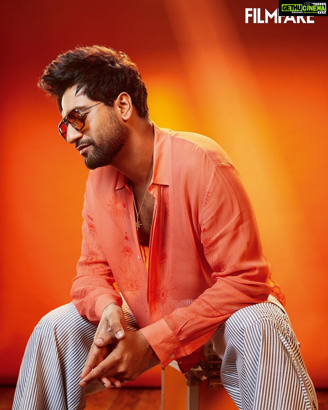 Vicky Kaushal Instagram - @filmfare | Dec 2022. 🎁💥