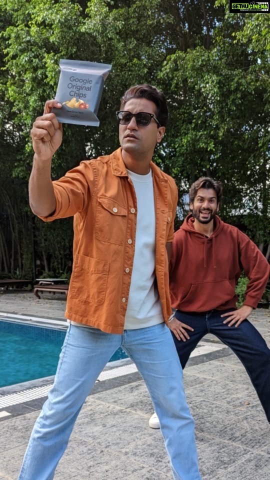 Vicky Kaushal Instagram - Better luck next time gabru @sunsunnykhez #TeamPixel #Pixel7 #Pixel7Pro