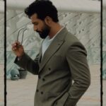 Vicky Kaushal Instagram - Touchdown Abu Dhabi! #iifa
