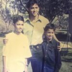 Vicky Kaushal Instagram - Swipe right to see why this little moment will always be special to me! . @hrithikroshan ❤️