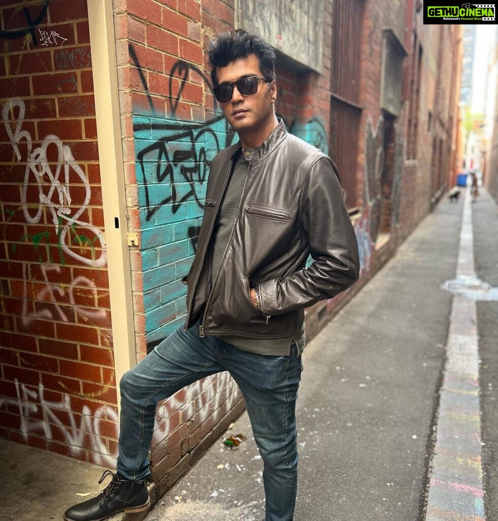 Vinay Rai Instagram - Blank walls are a shared canvas and we're all artists.- Carla H Krueger #actor #actorslife #vinayrai #australia #melbourne #tamilcinema #malayalamcinema #telegucinema #graffiti #travel Melbourne, Victoria, Australia