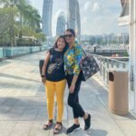 Vinay Rai Instagram – Unforgettable 18hrs in Singapore.❤️🤗. #actor #actorslife #singapore #vinayrai #holiday #bestfriends #oldisgold #holiday Marina at Keppel Bay