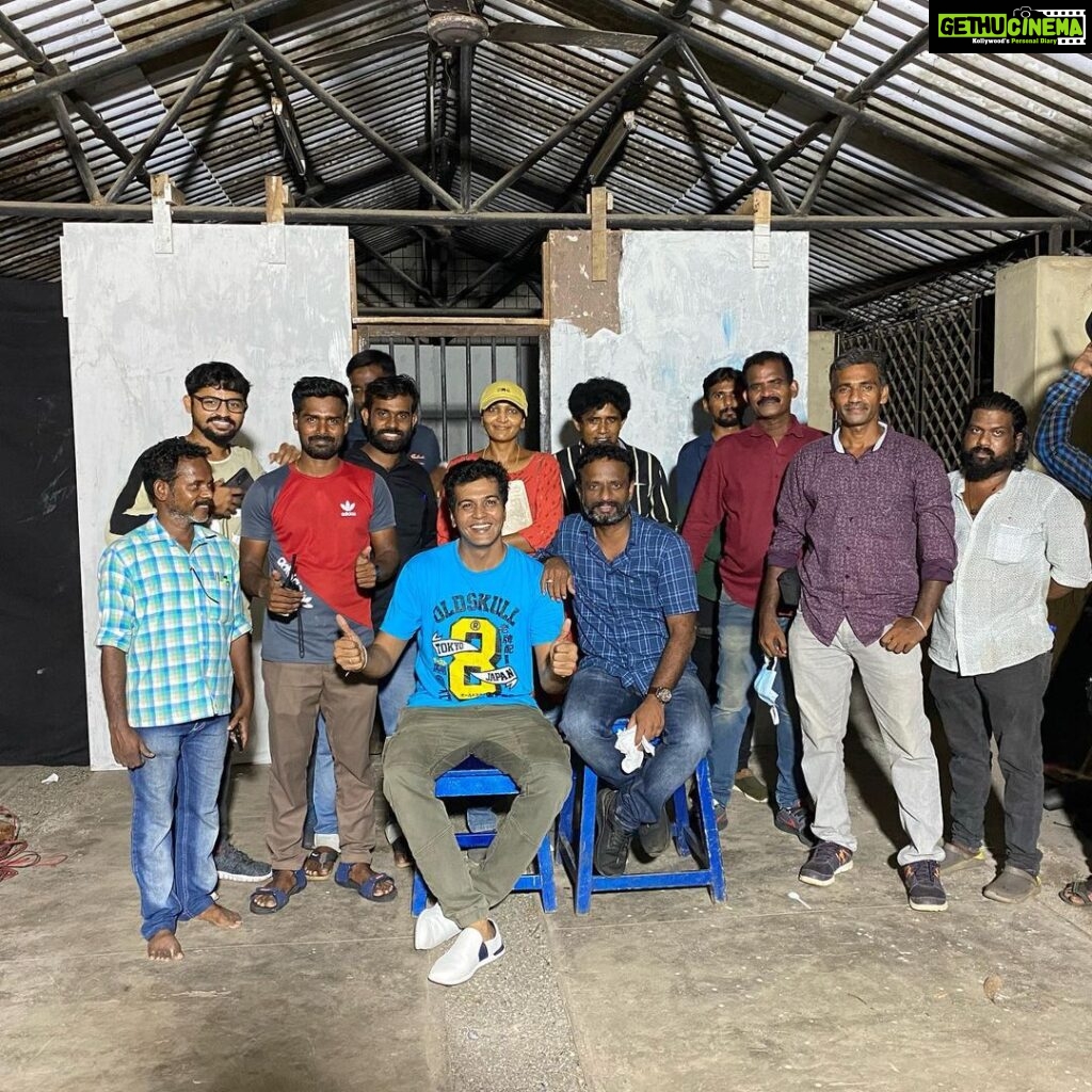 Vinay Rai Instagram - To the team of #etharkkumthunindhavan and every moment I worked with you guys. It’s been amazing and I miss you already.🙏❤🤗. #etharkkumthunindhavan #actor #actorslife #filming #onset #suriya #priyankamohan #pandiraj #vinayrai #suntv #sunpictures #blockbuster