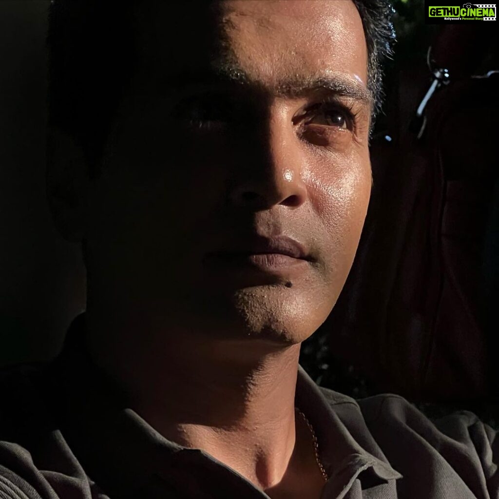 Vinay Rai Instagram - “The brighter the light, the deeper the shadow.” — Jay Kristoff. #vinayrai #actor #actorslife #tamilcinema #focus #lovemyjob #villain #longtimenosee #shadows
