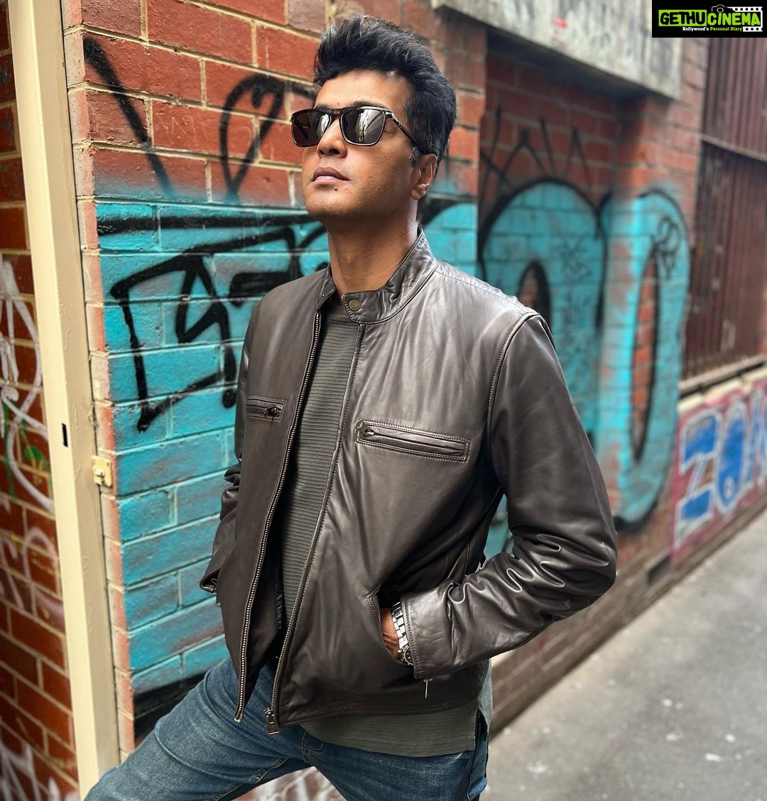 Vinay Rai Instagram - Blank walls are a shared canvas and we're all artists.- Carla H Krueger #actor #actorslife #vinayrai #australia #melbourne #tamilcinema #malayalamcinema #telegucinema #graffiti #travel Melbourne, Victoria, Australia