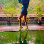 Vindhya Tiwari Instagram - In rainy season utilising the day doing full body laser @clinic_dermatech 🌧️💚✔️