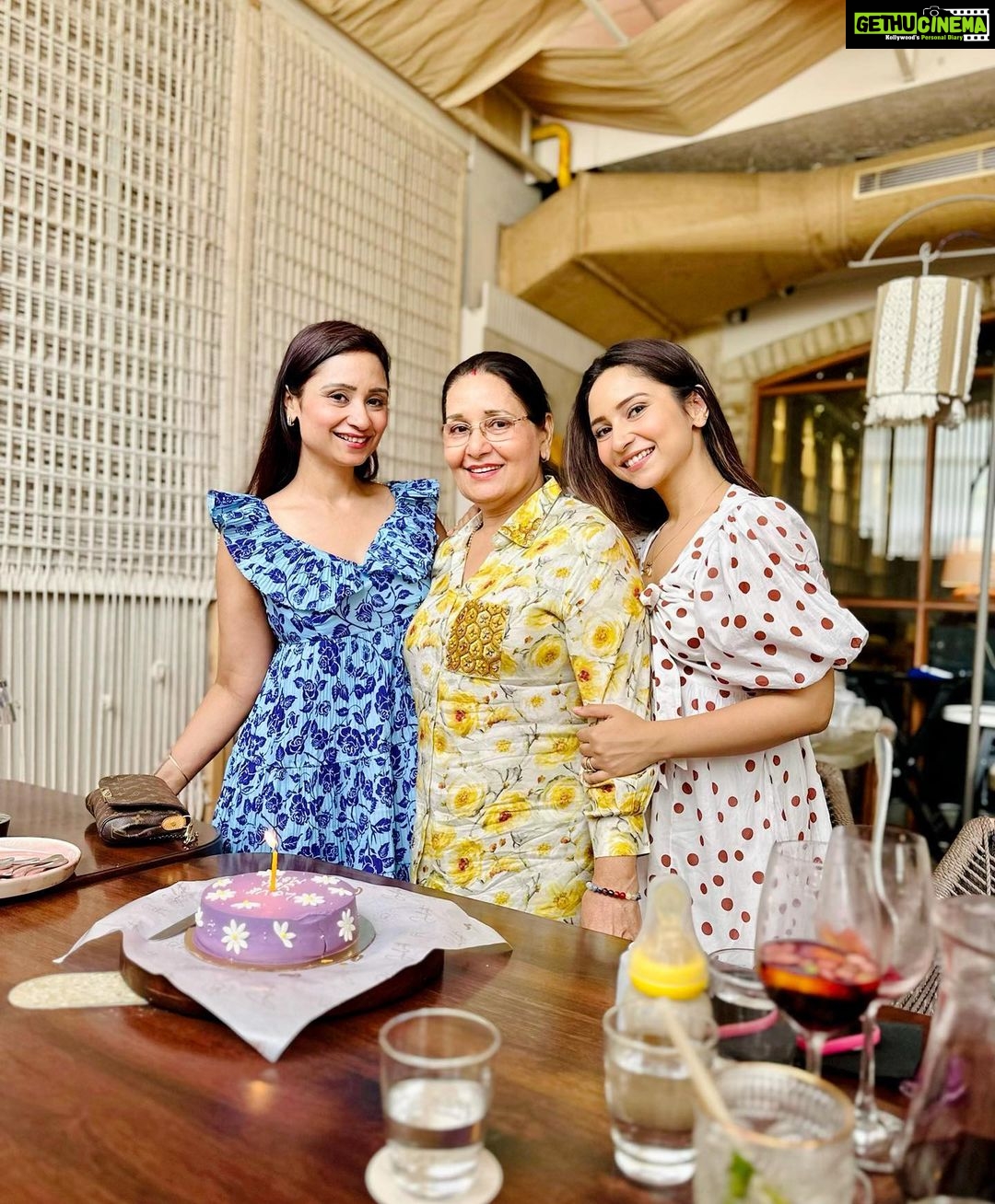 Vinny Arora Instagram - Mommies & Babies 🤱🏻♾