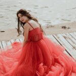 Vrushika Mehta Instagram - Hey Romeo your Juliet is here 🌹 PS: @saurabhghedia21 jaldi aao ❤️ Which emoji do I look like? . Photography: @theelysianwedding Wearing: @mona_fashion_studio07 #photooftheday #instagood #instagram #instadaily