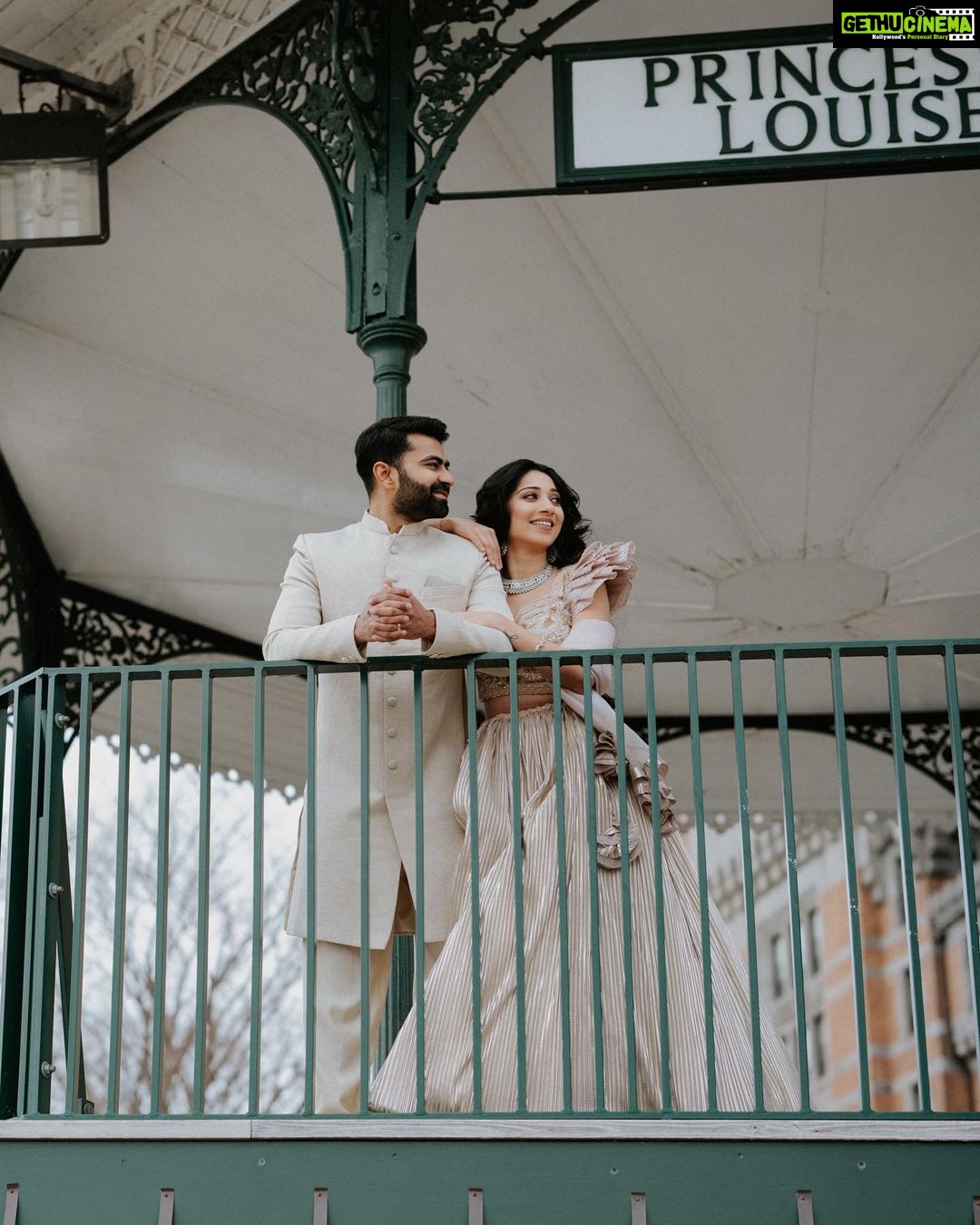 Vrushika Mehta Instagram - A Fairytale romantic affair ❤️♾️ . Location: @fairmontfrontenac Wearing: @chandanfashion Photography: @_.kahanistudio #rabhdivrushyy #wedding #love #photooftheday