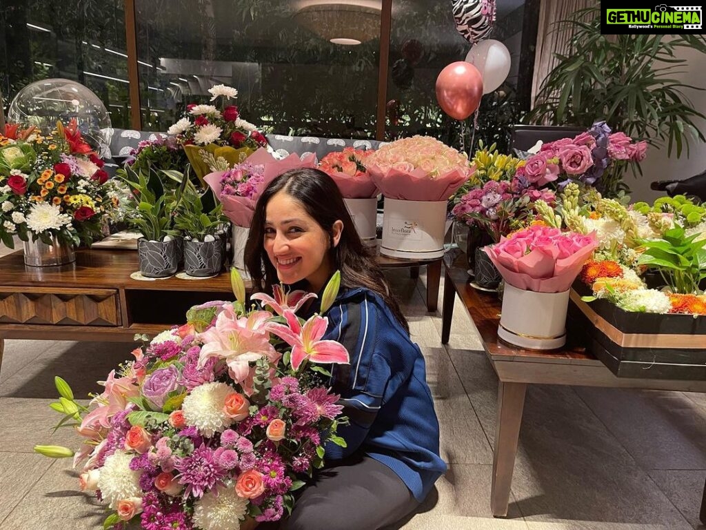 Yami Gautam Instagram - Feeling overwhelmed & really blessed to have so many people wish nothing but happiness. I am a believer in the power of love & blessings 🙏🏻 Thank you, from the bottom of my heart, to each & everyone who reached out & made me feel so special & loved❤