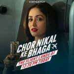 Yami Gautam Instagram - This is the final call for all the passengers boarding the flight #ChorNikalKeBhaga. @sunsunnykhez looks like we are ready to take off! #ChorNikalKeBhaga premieres at 12:30pm only on @netflix_in! @sunsunnykhez @netflix_in @maddockfilms @sharadkelkar @indraneilsengupta @ajaysinghmail #DineshVijan @amarkaushik @sirajahmed381 @vishalmishraofficial @rashmeetkaur