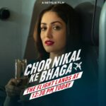 Yami Gautam Instagram – This is the final call for all the passengers boarding the flight #ChorNikalKeBhaga. @sunsunnykhez looks like we are ready to take off! 

#ChorNikalKeBhaga premieres at 12:30pm only on @netflix_in!

@sunsunnykhez @netflix_in @maddockfilms @sharadkelkar @indraneilsengupta @ajaysinghmail #DineshVijan @amarkaushik @sirajahmed381 @vishalmishraofficial @rashmeetkaur