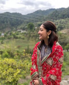 Yami Gautam Instagram - A lot of my favourites in this frame ❤️ 
Any guesses 😄 

#nofilter
