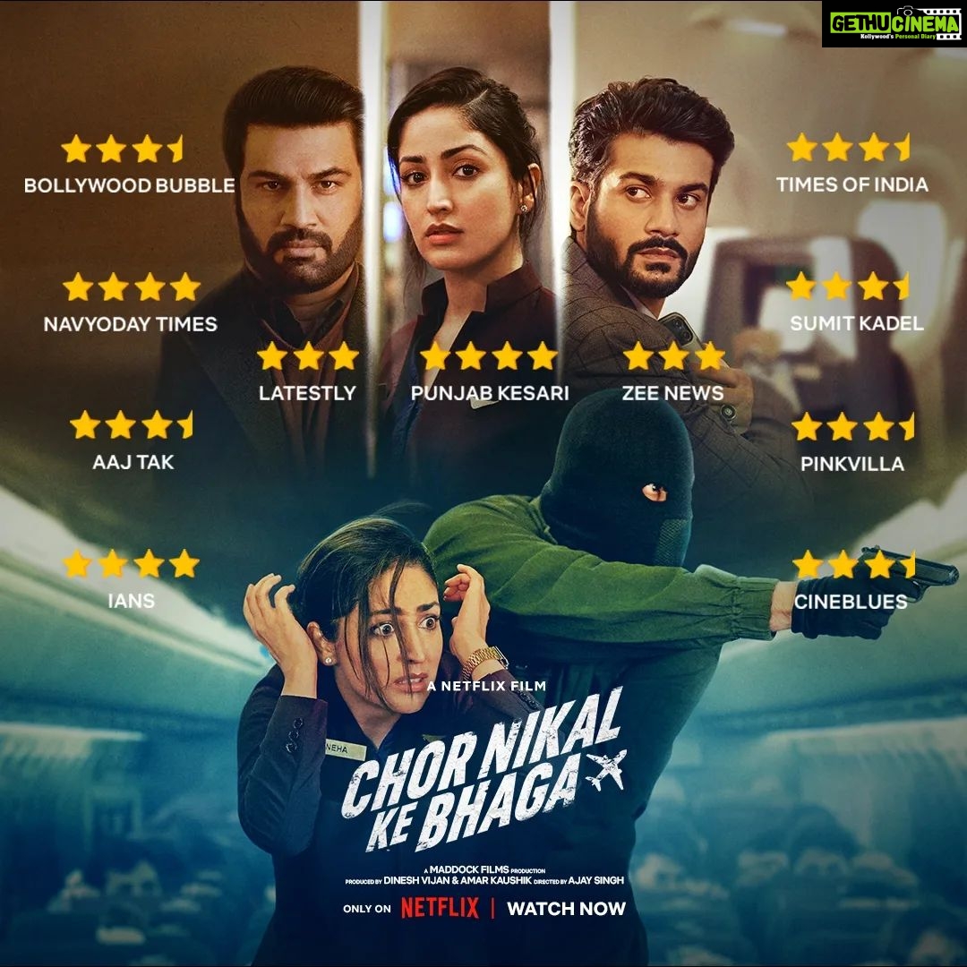 Yami Gautam Instagram - Flight attendant Neha Grover ka aapko dil se dhanyawad because these reviews have swept me off my feet! 🥰 #ChorNikalKeBhaga is NOW STREAMING! 🤩