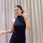 Yuvika Chaudhary Instagram – When u dont kw how to dance this happens watch till the end haha