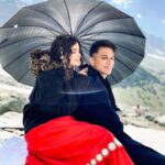 Yuvika Chaudhary Instagram – Throwback to Kashmir 🥰❤️🤍 

#throwback #kashmir #red #white #favourite #couple #privika #princenarula #yuvikaprincenarula #yuvikachoudhary #love