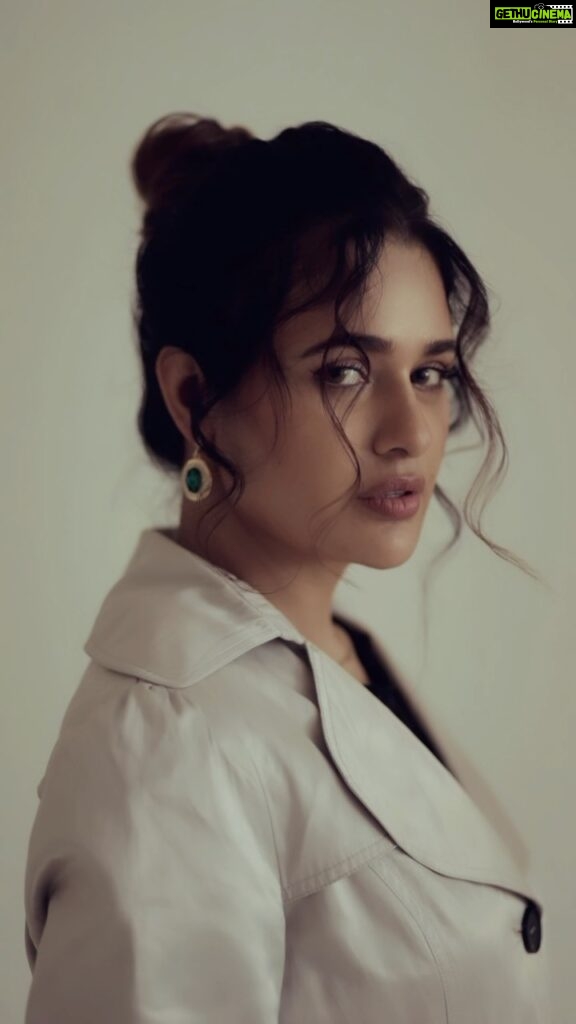 Yuvika Chaudhary Instagram - Love ur self 🥰 #yuvikachaudhary makeup hair by @mixedradiance 📸 @iamrohitsulakhe