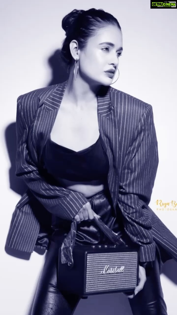 Yuvika Chaudhary Instagram - Make ur own style #yuvikachaudhary