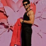 Abhimanyu Dasani Instagram – Take this time for yourself 🐛
📸 @ashguptaslife
