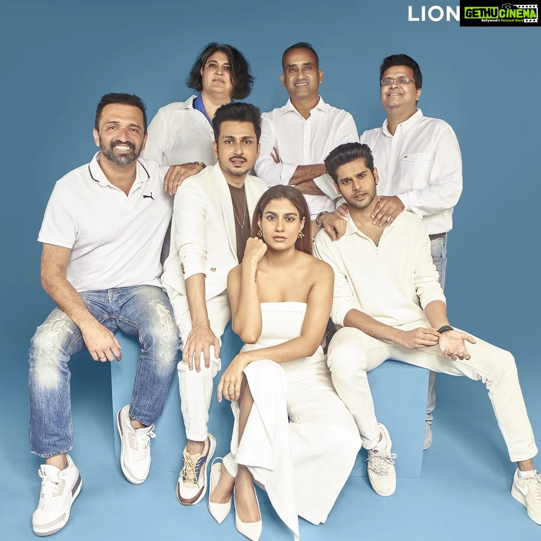 Abhimanyu Dasani Instagram - This is an absolute adventure! 💥 . Lionsgate India Studios goes big, announces back-to-back feature films with next-gen talent. ‘Nausikhiye’ starring Abhimanyu Dassani, Amol Parashar and Shreya Dhanwanthary, will be directed by Santosh Singh and produced by Ellipsis Entertainment. @shreyadhan13 @amolparashar @lionsgateindia @ellipsisentertainment @tanuj.garg @atulkasbekar @rohitjain_im @amitdhanukaa @mrinalinikhanna_17 @avantikumarkanthaliya @isha_rathnam @gayathiri_guliani @vidushi.nigam @findingshanti @swatiiyer @piyasawhney9 @gharkaachirag @imavinashdwivedi @sanndstorm #Nausikhiye #LionsgateIndia #LionsgateIndiaStudios #NewAnnoucncement #NowInProduction #FilmAnnouncement