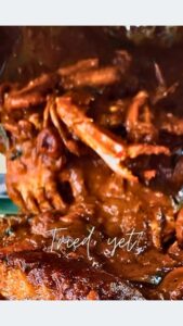 Abhirami Suresh Instagram - ♥️🥹♥️ countdown begins ♥️🥹♥️ . . #SeafoodBucket #UutopiayileRajavu #SeafoodRestaurant #Kochi #Waterfront #panangad #love #foodie #foodlovers #foodiekochi #eatkochieat #kochifood #kochigram #kochifoodie