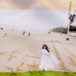 Adaa Khan Instagram - Closer to heart, Closet to the spirit… Bharat!! 🇮🇳🙏🏻 Wishing everyone a very Happy Independence Day. To a legacy of greatness, love and harmony… Jai Hind!! . . . #IndependenceDay #HappyIndependenceDay #India #ilovemyindia #feelkaroreelkaro #feelitreelit #reels #reelsinsta #fyp #adaakhan