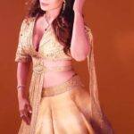 Adaa Khan Instagram - Ye Adaaa…..😛💛 . . . #feelkaroreelkaro #feelitreelit #reelsinsta #reeling #reelsgram #reelitfeelit #adaakhan