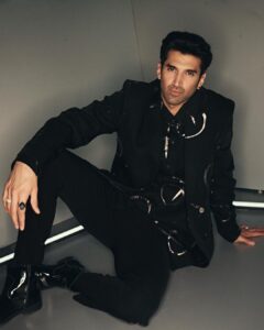 Aditya Roy Kapur Instagram - A Photoshoot
