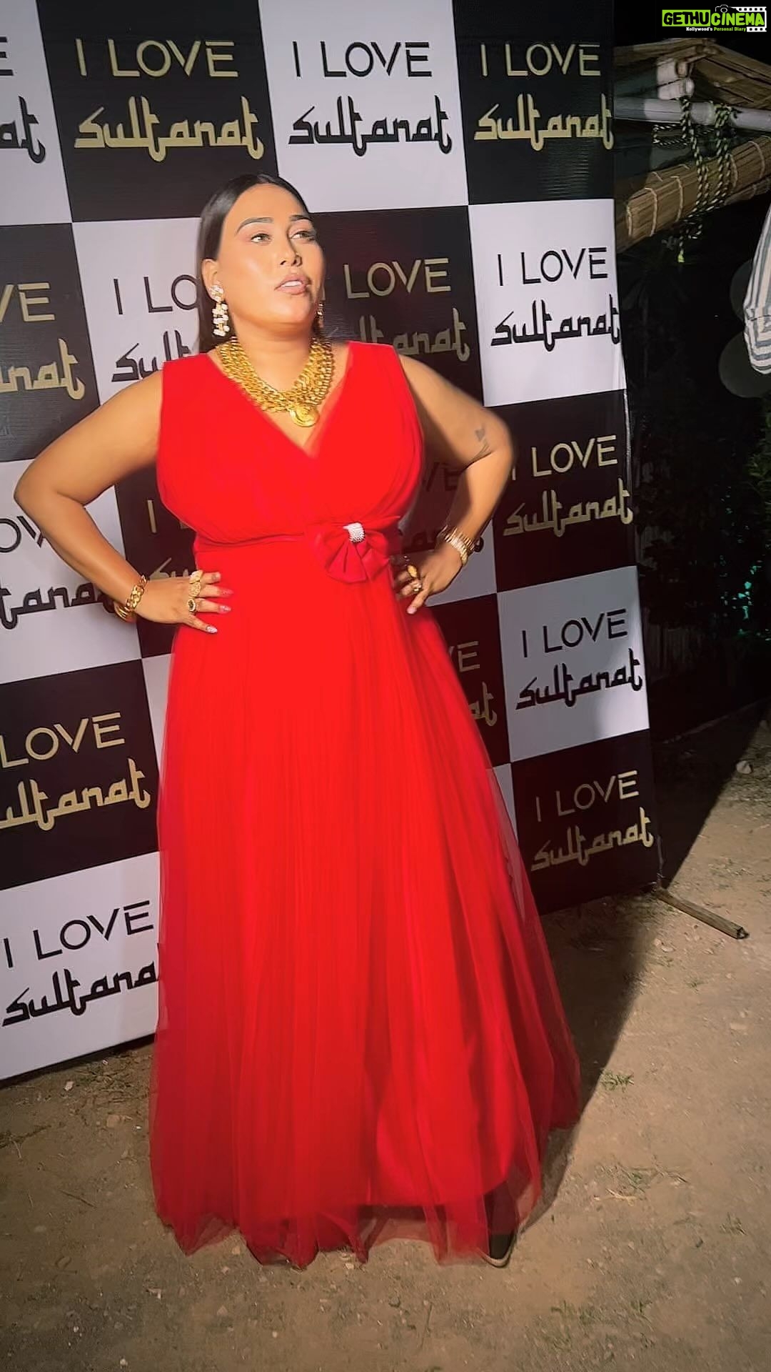 Afsana Khan Instagram - ❤️ Beautiful song my love @saajzofficial ❤️💫 #nawaab Chandigarh, India