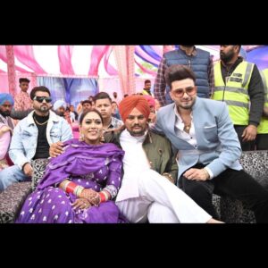 Afsana Khan Instagram - Vadda Bai @sidhu_moosewala 💔 😭 miss u  Death toh Tuc 8din phala mil ke gye pata nai c ke oh last mulakaat hovegyi bhut gallan kitiyaan 😭😭 
#justiceforsidhumoosewala 💔