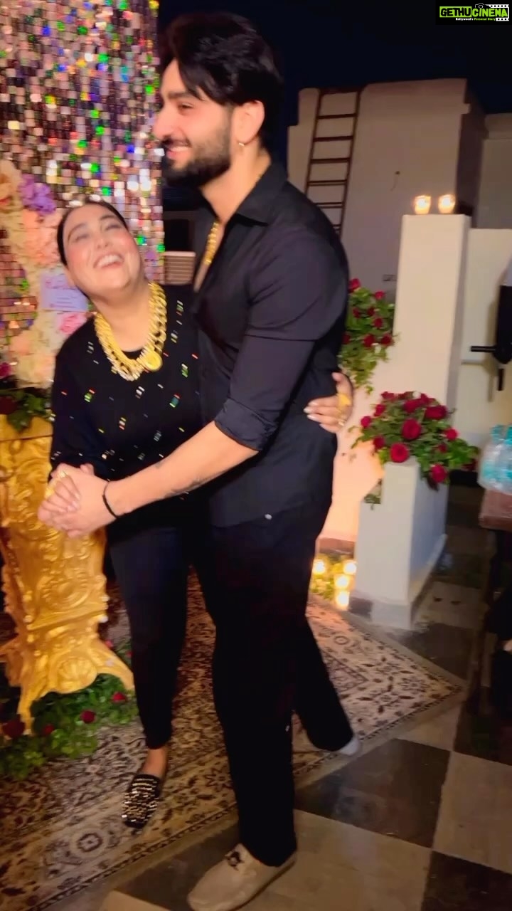 Afsana Khan Instagram - Beautiful song my Bro @jashanofficial91 😃 God bless you @arentertainmentofficial must listen🎤