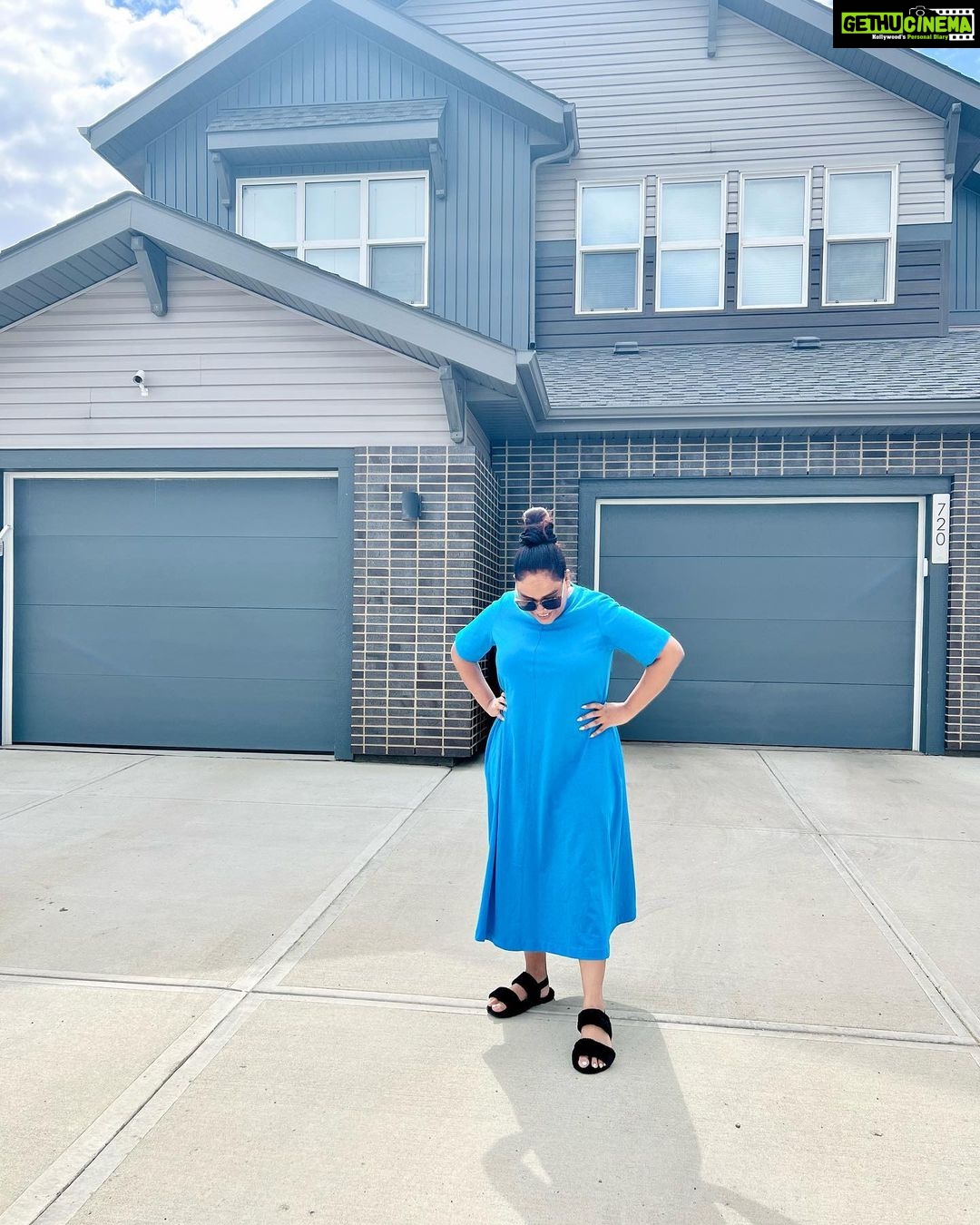 Afsana Khan Instagram - 💙🦋 Born 💫 🍁🇨🇦 Edmonton, Alberta