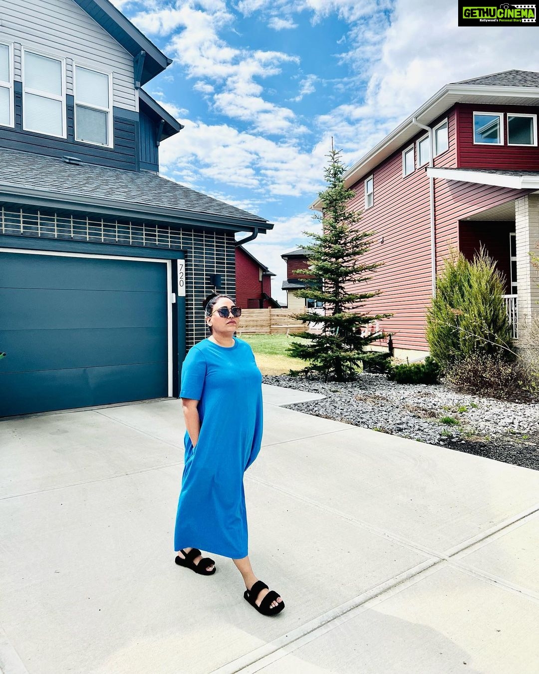 Afsana Khan Instagram - 💙🦋 Born 💫 🍁🇨🇦 Edmonton, Alberta