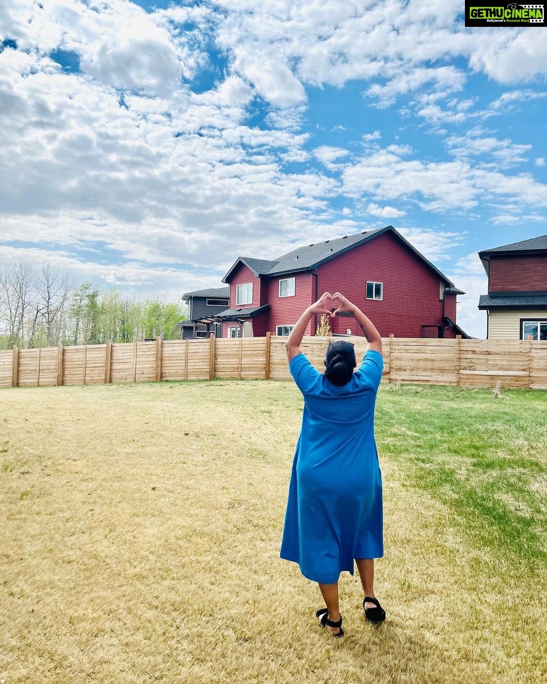 Afsana Khan Instagram - 💙🦋 Born 💫 🍁🇨🇦 Edmonton, Alberta